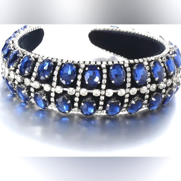 Rhinestone Baroque Headband - Picture 3 of 3